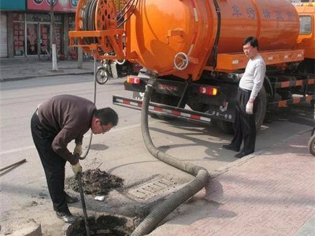 河东区街道清掏化粪池，健康生活从这里开始